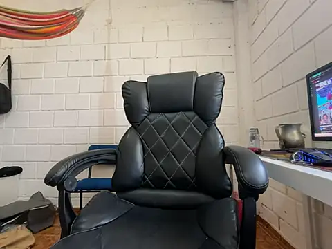 Max TheHorseDick online show from 14, 12, 2025