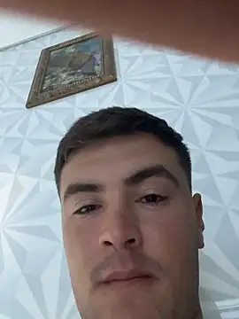 urielpereira online show from 5, 4, 2026