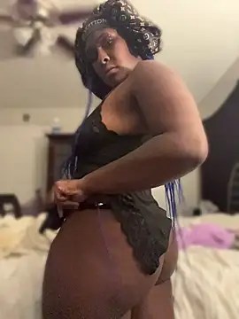 Foreignthababyy online show from 4, 6, 2026