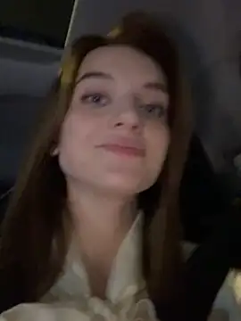 -AngelAri- online show from 1, 3, 2025