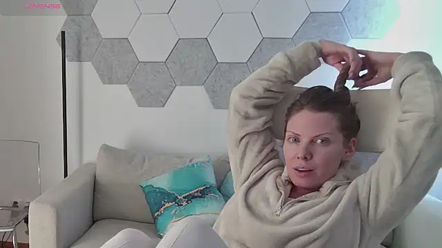 novaforyou1 online show from 6, 2, 2025