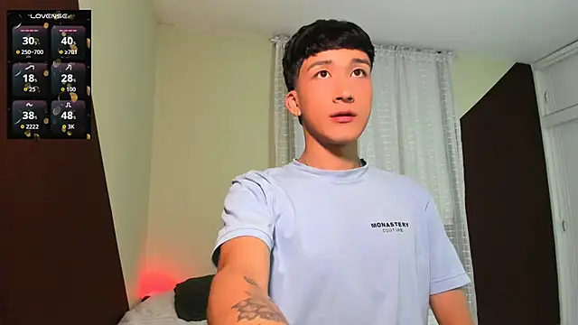 Snapshot of tom_Howard chatting on 30, 5, 2026 tom Howard online show from 30, 5, 2026