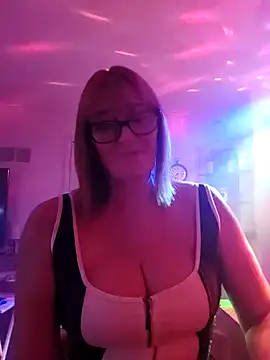 Snapshot of COUPLE4VOYEUR01 chatting on 14, 12, 2024 COUPLE4VOYEUR01 online show from 14, 12, 2024