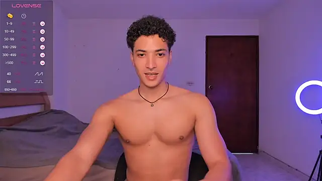 Snapshot of MitchellXD chatting on 2, 1, 2025 MitchellXD online show from 2, 1, 2025