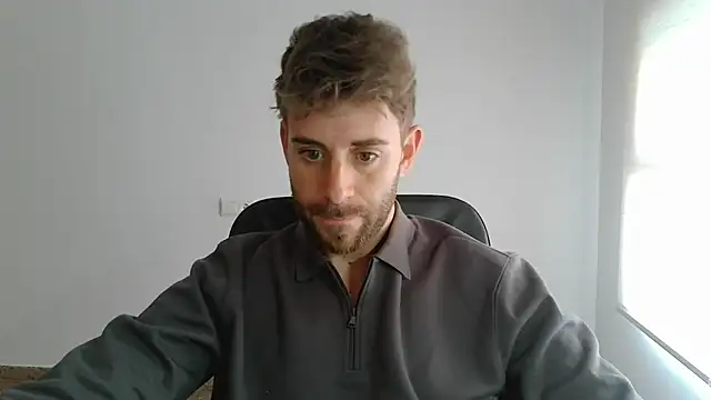 Snapshot of vargas90 chatting on 6, 5, 2026 vargas90 online show from 6, 5, 2026