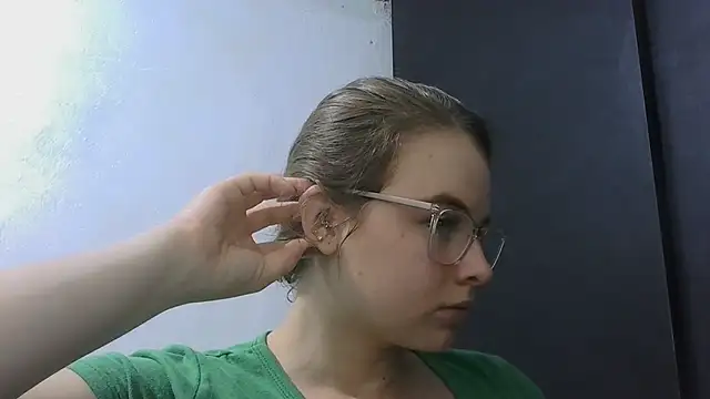 Snapshot of HellenMiyer1111 chatting on 21, 7, 2026 HellenMiyer1111 online show from 21, 7, 2026