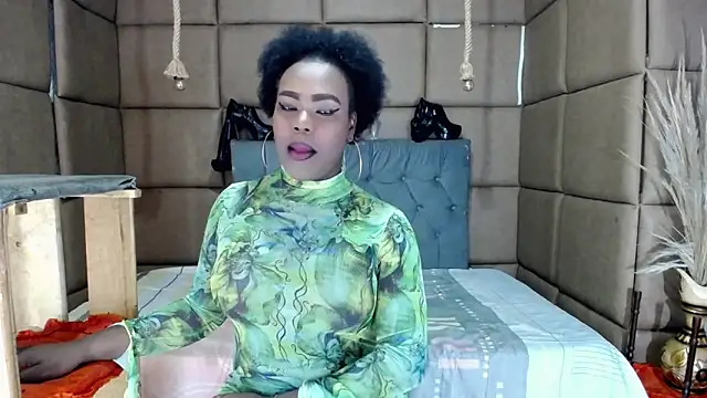 CatrinaGill online show from 14, 10, 2025