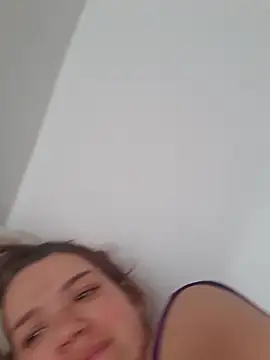 karlythothxh online show from 28, 9, 2025