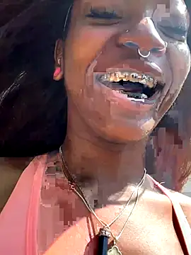 mochamimi online show from 13, 9, 2025