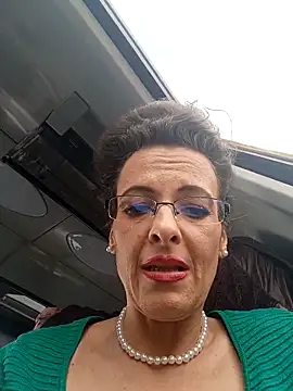 Snapshot of RebeccaNoble chatting on 9, 4, 2026 RebeccaNoble online show from 9, 4, 2026