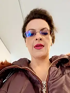 Snapshot of RebeccaNoble chatting on 21, 4, 2026 RebeccaNoble online show from 21, 4, 2026