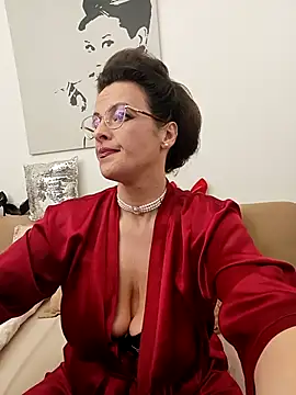 Snapshot of RebeccaNoble chatting on 22, 4, 2026 RebeccaNoble online show from 22, 4, 2026