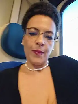 Snapshot of RebeccaNoble chatting on 29, 5, 2026 RebeccaNoble online show from 29, 5, 2026