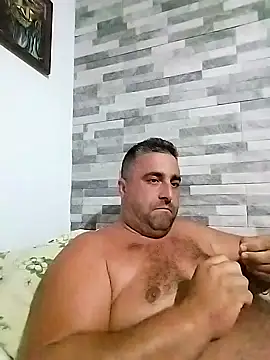 ADRIAN ADI40 online show from 26, 9, 2025