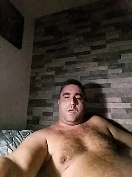 ADRIAN ADI40 online show from 15, 12, 2025