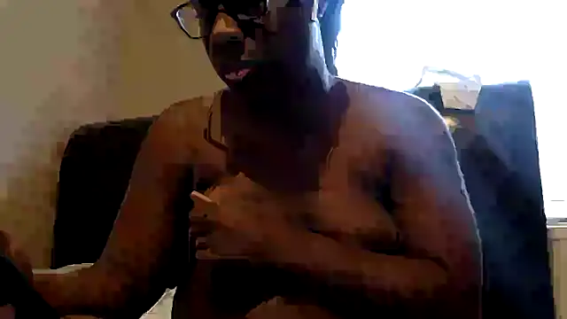 Snapshot of blacksexybeauty31 chatting on 10, 3, 2025 blacksexybeauty31 online show from 10, 3, 2025