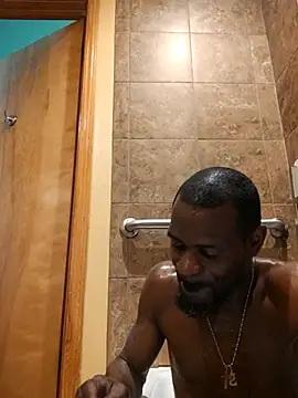 Maculine Stayr online show from 19, 3, 2025