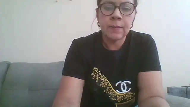 Sara Brandon online show from 26, 10, 2025