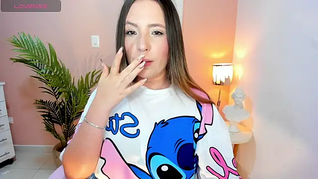 Snapshot of HannaMiller_1 chatting on 26, 4, 2026 HannaMiller 1 online show from 26, 4, 2026