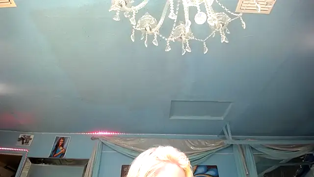 ADRIANNA FOX online show from 15, 2, 2025