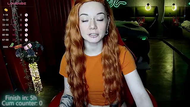 MaxPhoenixx online show from 30, 10, 2025