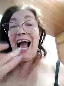 Snapshot of Vicky_Rosse chatting on 23, 1, 2025 Vicky Rosse online show from 23, 1, 2025