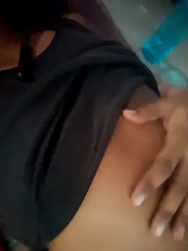 Snapshot of Aayankhan99 chatting on 24, 10, 2025 Aayankhan99 online show from 24, 10, 2025