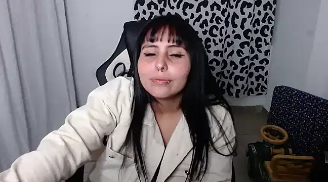 valeska69col online show from 1, 1, 2025