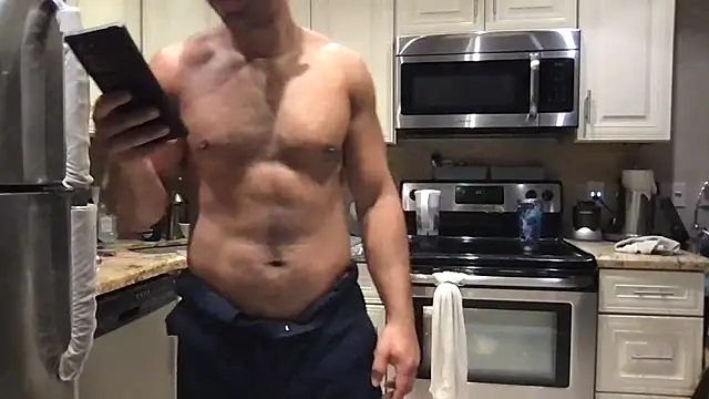 Snapshot of BigGuyMuscle chatting on 8, 6, 2026 BigGuyMuscle online show from 8, 6, 2026