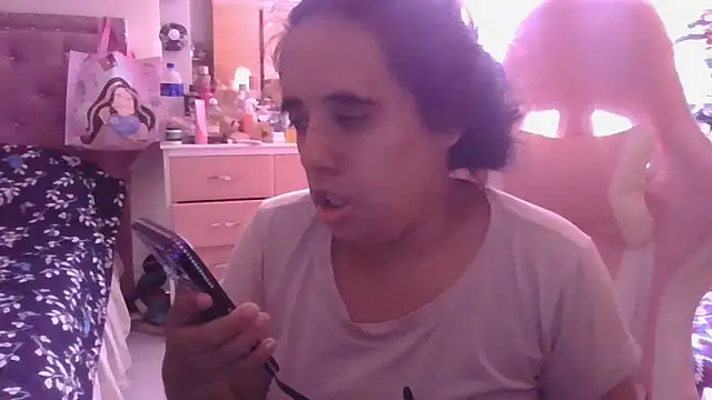 Snapshot of annarose19 chatting on 22, 4, 2026 annarose19 online show from 22, 4, 2026