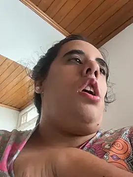 Snapshot of annarose19 chatting on 5, 5, 2026 annarose19 online show from 5, 5, 2026