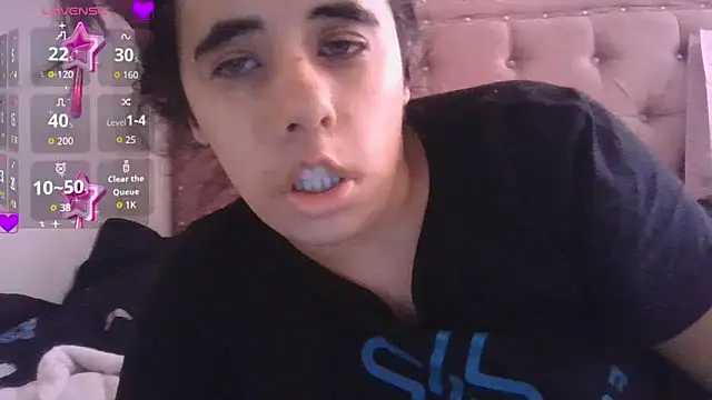 Snapshot of annarose19 chatting on 29, 5, 2026 annarose19 online show from 29, 5, 2026