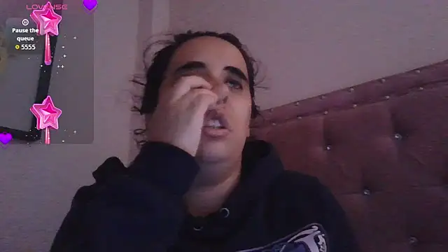 Snapshot of annarose19 chatting on 9, 6, 2026 annarose19 online show from 9, 6, 2026