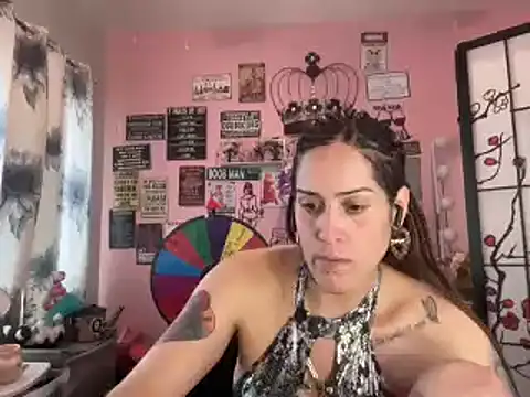 Snapshot of latinacubana chatting on 22, 1, 2025 latinacubana online show from 22, 1, 2025