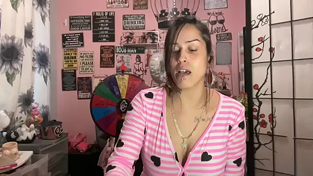 Snapshot of latinacubana chatting on 30, 1, 2025 latinacubana online show from 30, 1, 2025