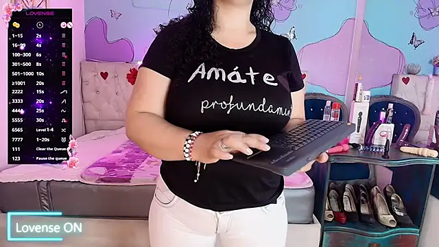 Zaly mature online show from 11, 4, 2026