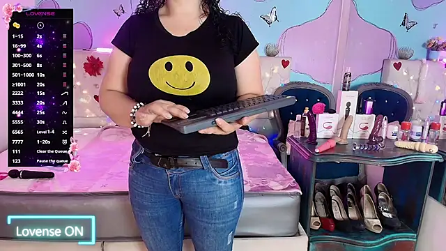 Zaly mature online show from 17, 4, 2026