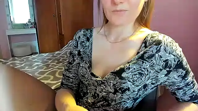 Snapshot of HolmesAriana chatting on 14, 9, 2025 HolmesAriana online show from 14, 9, 2025