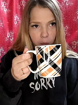 Zuli Kiska online show from 1, 11, 2025