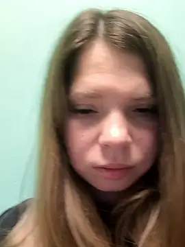 Snapshot of Zuli_Kiska chatting on 13, 1, 2026 Zuli Kiska online show from 13, 1, 2026