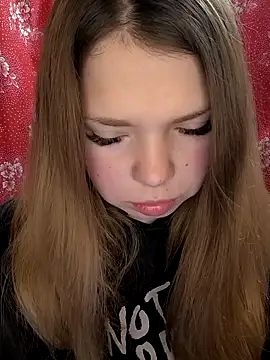 Snapshot of Zuli_Kiska chatting on 18, 2, 2026 Zuli Kiska online show from 18, 2, 2026