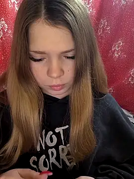 Snapshot of Zuli_Kiska chatting on 19, 2, 2026 Zuli Kiska online show from 19, 2, 2026