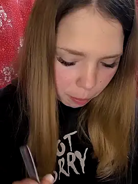 Snapshot of Zuli_Kiska chatting on 23, 2, 2026 Zuli Kiska online show from 23, 2, 2026