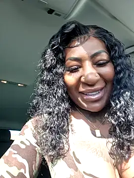 Snapshot of JosyBlack chatting on 11, 2, 2025 JosyBlack online show from 11, 2, 2025
