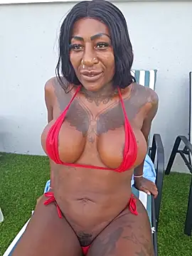 Snapshot of JosyBlack chatting on 13, 9, 2025 JosyBlack online show from 13, 9, 2025
