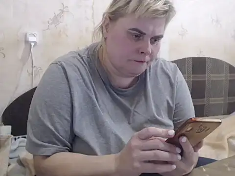 Snapshot of Ameliabusty chatting on 14, 2, 2025 Ameliabusty online show from 14, 2, 2025