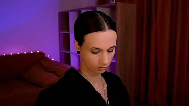 ItsAlisia online show from 9, 10, 2025