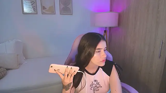 iriswest  online show from 14, 10, 2025