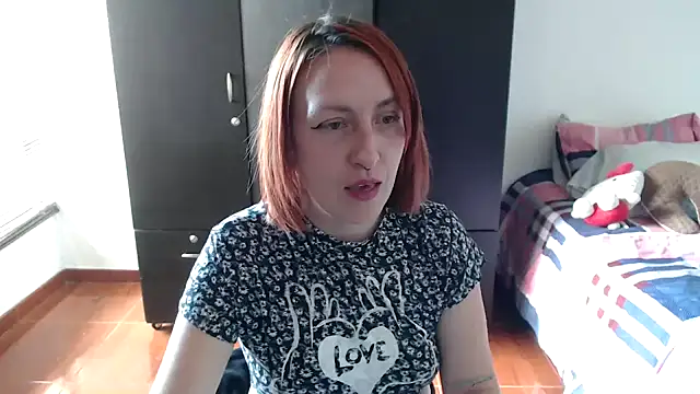 Snapshot of kittykalor09 chatting on 16, 11, 2025 kittykalor09 online show from 16, 11, 2025