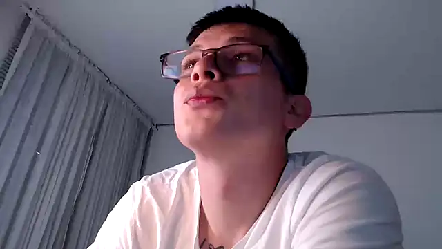 Snapshot of MathewCollin chatting on 19, 2, 2025 MathewCollin online show from 19, 2, 2025